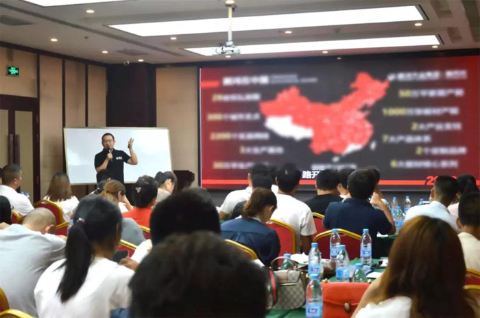 家居事業(yè)部運(yùn)營經(jīng)理孫春凱