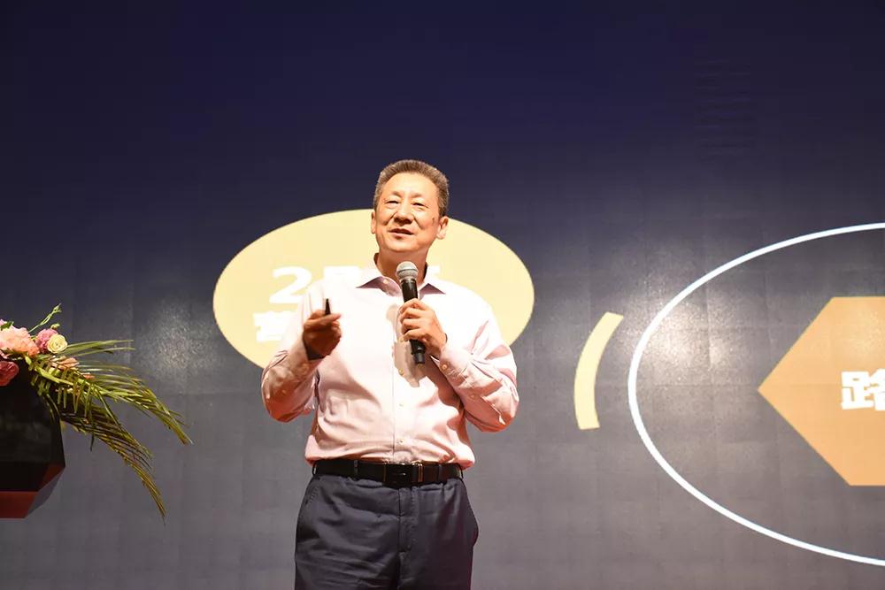 中國(guó)營(yíng)銷實(shí)戰(zhàn)專家路長(zhǎng)全先生